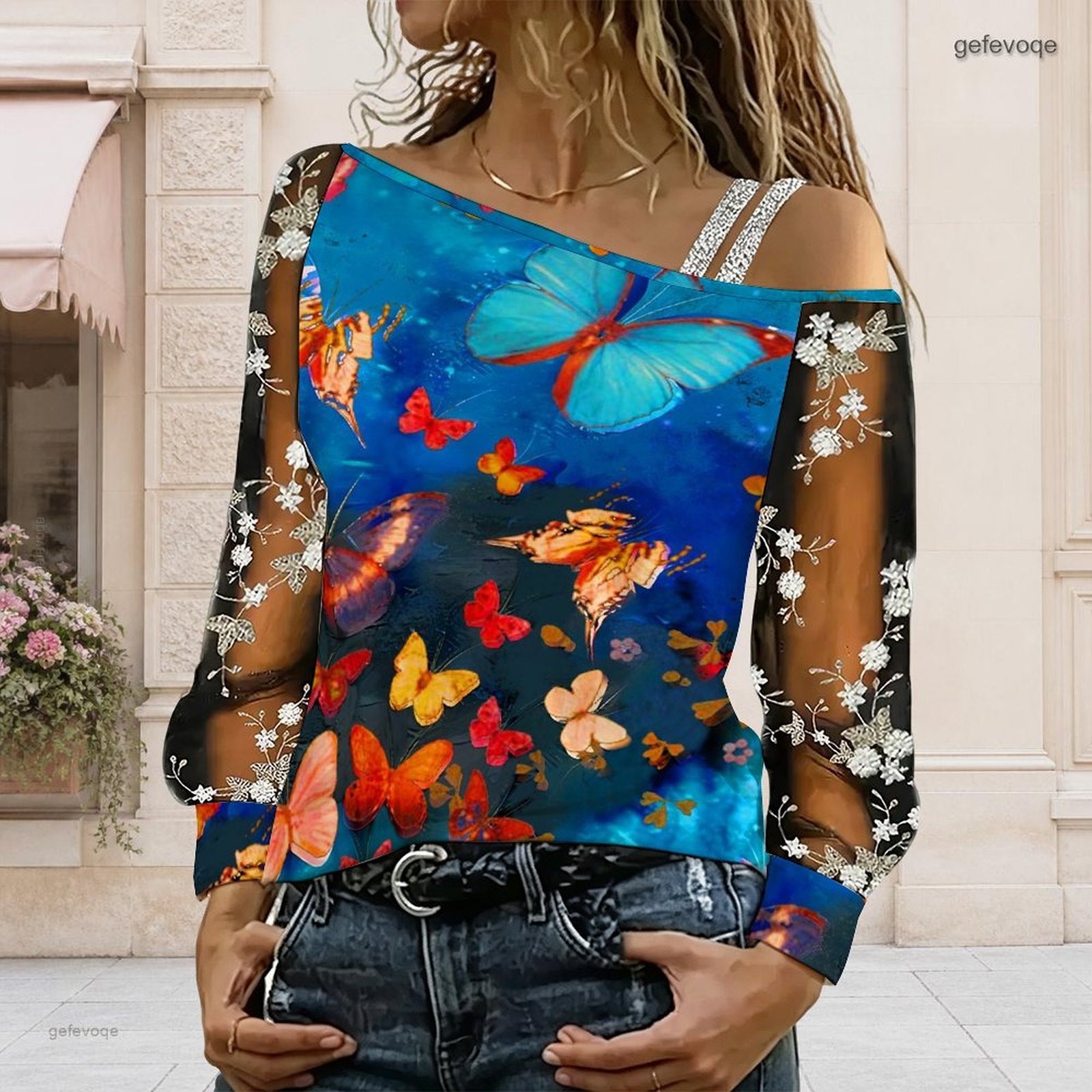 Blouses - Camicetta da donna a spalla scoperta,